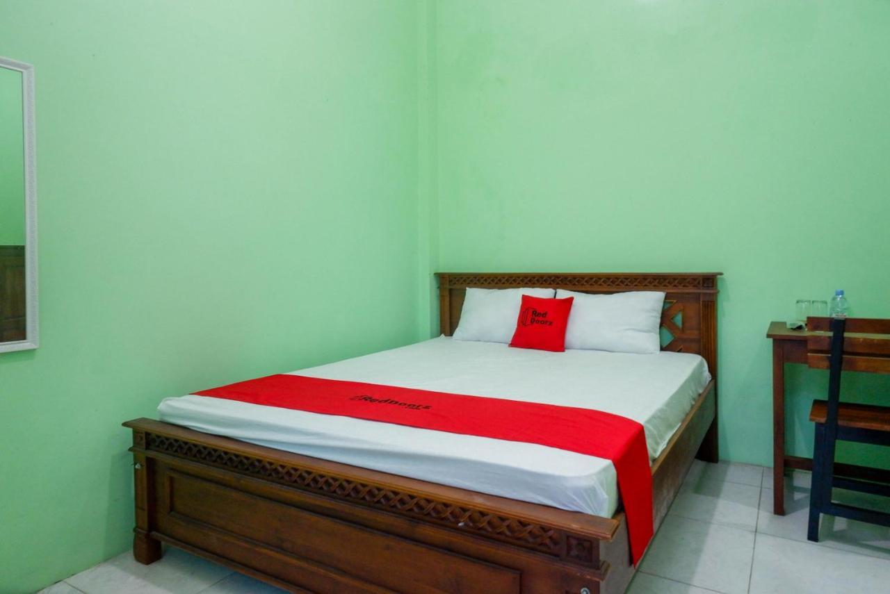 Reddoorz Syariah Near Monumen Jogja Kembali Hotel Kejayan Buitenkant foto